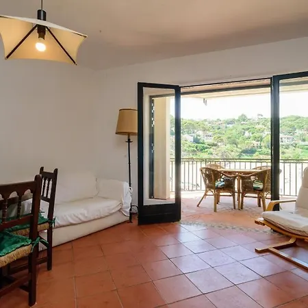Appartamento Sleeps 4 *