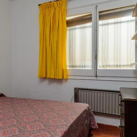 Appartamento Sleeps 4 *